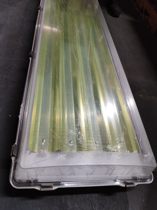 Luminario tipo Mariner para HIGH BAY 4pies, 4X54W, T5, s/tubos