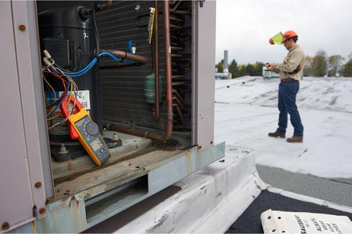 Pinza amperimétrica Fluke 902 FC de verdadero valor eficaz para sistemas de calefacción, ventilación y aire acondicionado