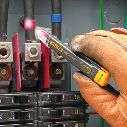 Detector de voltaje con linterna Fluke | LVD2